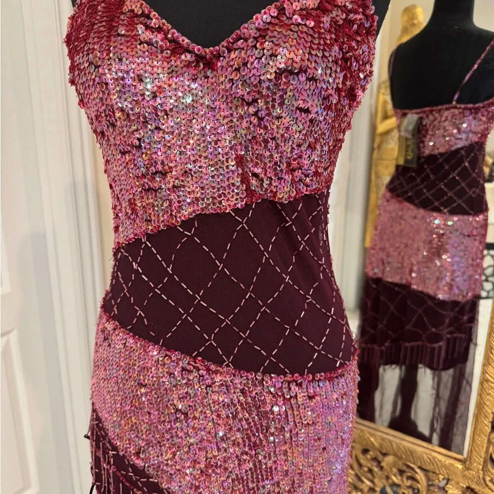 ATTITUDES BY DEBRA Glamorous Burgundy Sequin and beaded‎ evening dress Dress NWT